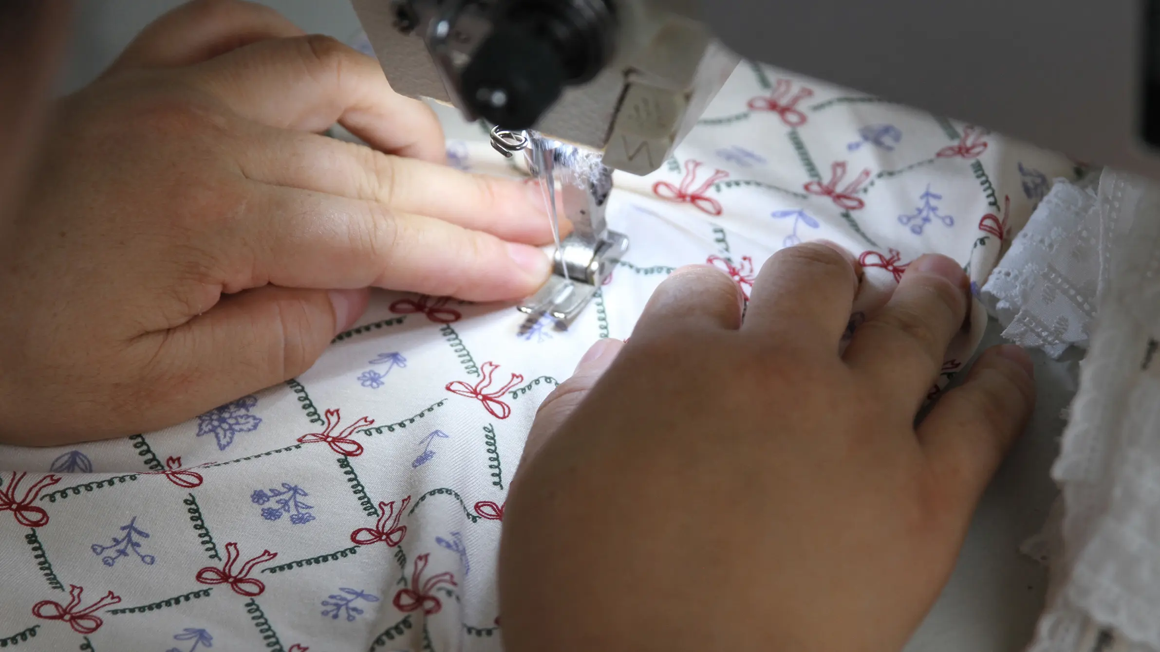 Private label baby rompers manufacturer