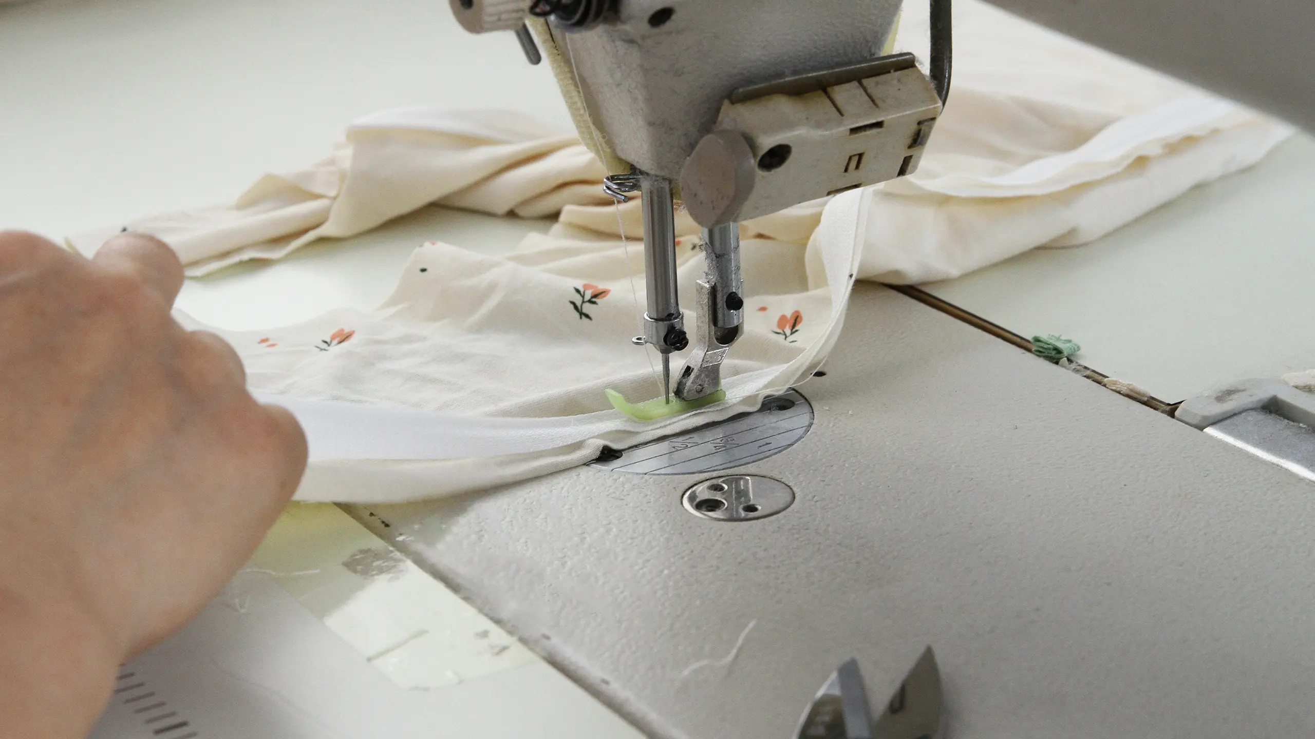 Custom baby rompers manufacturer