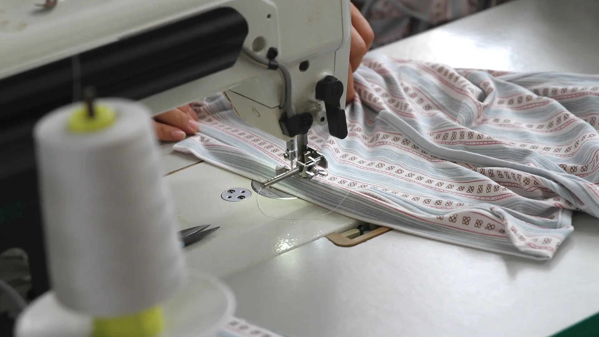 Footed baby pajamas manufacturing